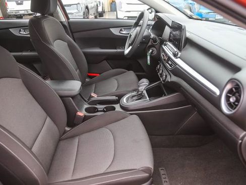 Certified 2023 Kia Forte LXS image 17