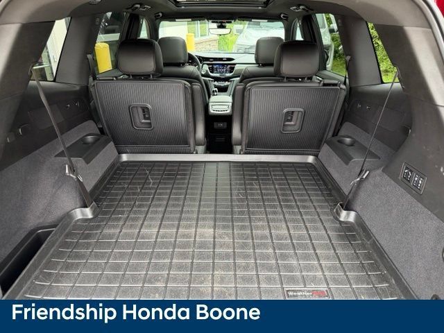 Used 2024 Cadillac XT6 Sport w/ Technology Package AWD/4WD image 53