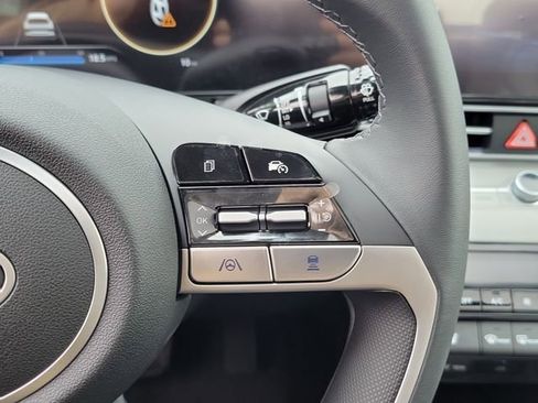 New 2026 Hyundai Elantra Limited image 6