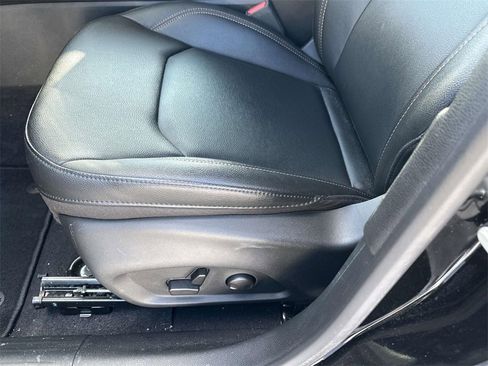 Used 2024 Jeep Compass Limited image 18