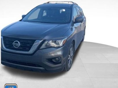 Used 2017 Nissan Pathfinder SL w/ SL Premium Package