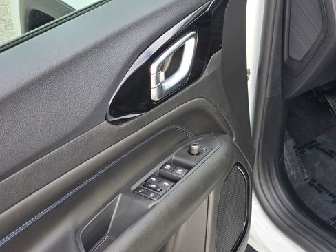 New 2026 Jeep Compass Latitude image 37