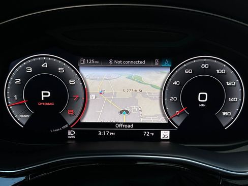 Used 2019 Audi Q8 Prestige w/ Luxury Package AWD/4WD image 16