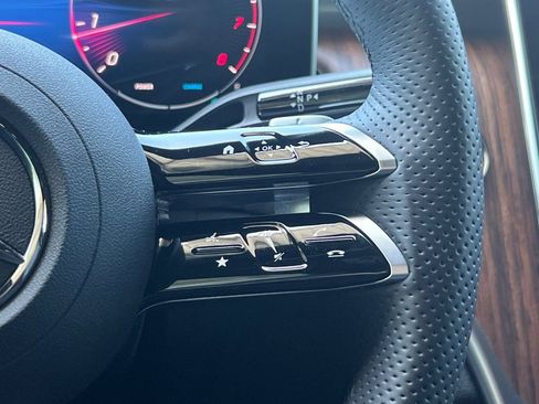 Certified 2026 Mercedes-Benz GLC 300 4MATIC image 30