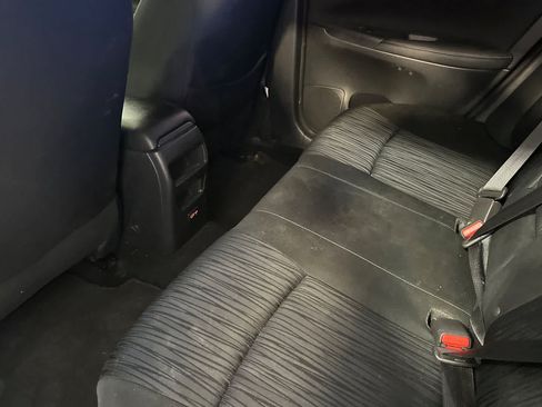 Used 2019 Nissan Sentra SV FWD image 5