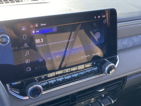 Used 2025 Chevrolet Colorado ZR2 image 8