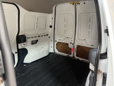 Used 2013 Ford Transit Connect XLT FWD image 21