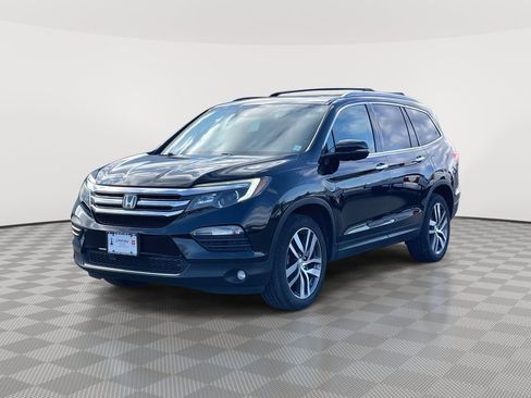 Used 2016 Honda Pilot Touring image 3