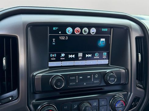 Used 2018 GMC Sierra 1500 SLT w/ All Terrain Package AWD/4WD image 17