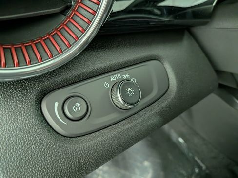 New 2026 Chevrolet Trax RS image 18