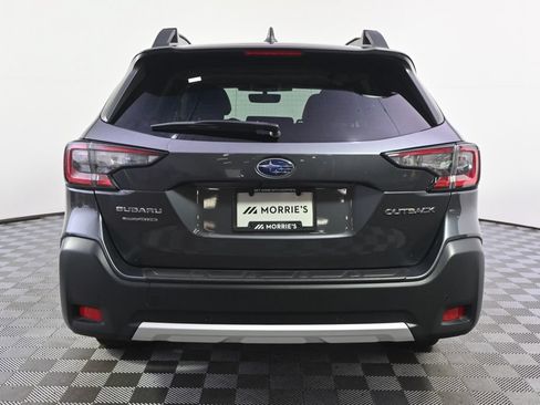 Used 2025 Subaru Outback Limited AWD/4WD image 5