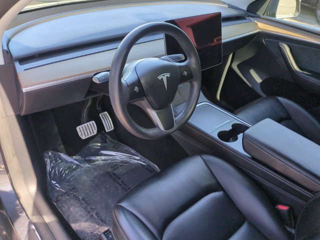 Used 2023 Tesla Model Y Performance AWD/4WD image 11