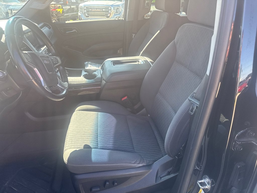 Used 2019 GMC Yukon SLE w/ SLE Value Package AWD/4WD image 22