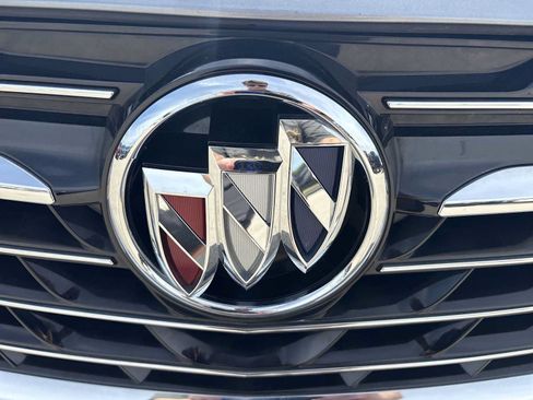 Used 2023 Buick Envision Preferred FWD image 31