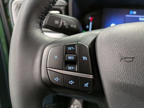 Used 2025 Ford Maverick XLT w/ Equipment Group 301A AWD/4WD image 17