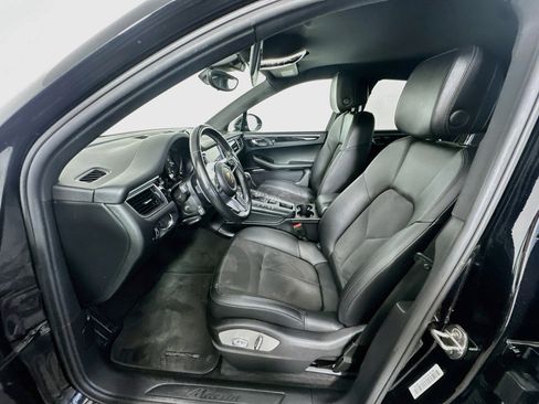 Used 2017 Porsche Macan AWD/4WD image 13