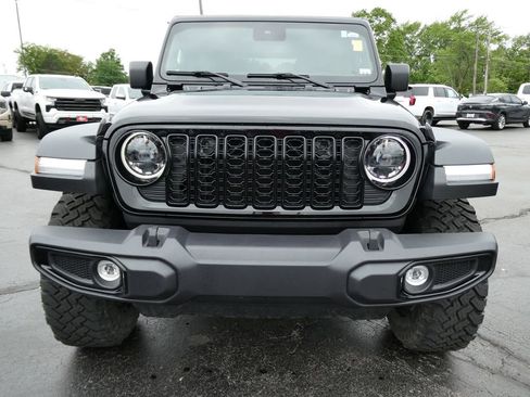 Used 2024 Jeep Wrangler Unlimited Sport AWD/4WD image 9