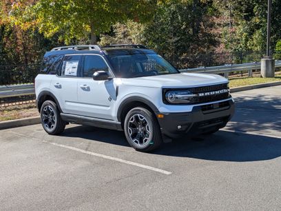 New 2025 Ford Bronco Sport Outer Banks