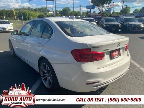 Used 2017 BMW 330i xDrive Sedan AWD/4WD image 18