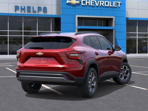 New 2026 Chevrolet Trax LT image 4