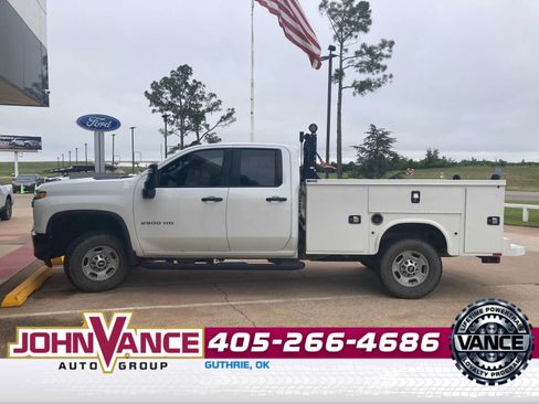 Used 2021 Chevrolet Silverado 2500 W/T w/ WT Fleet Convenience Package AWD/4WD image 2