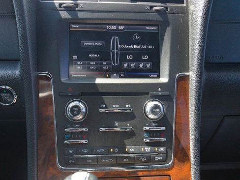 Used 2015 Lincoln Navigator 4WD image 20