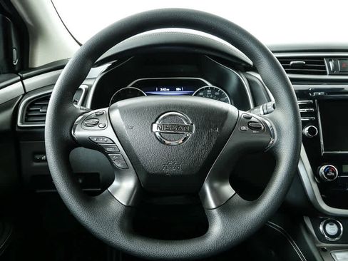 Used 2020 Nissan Murano S w/ Technology Package image 9