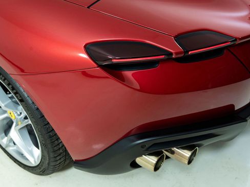 Certified 2025 Ferrari Roma Spider RWD image 29
