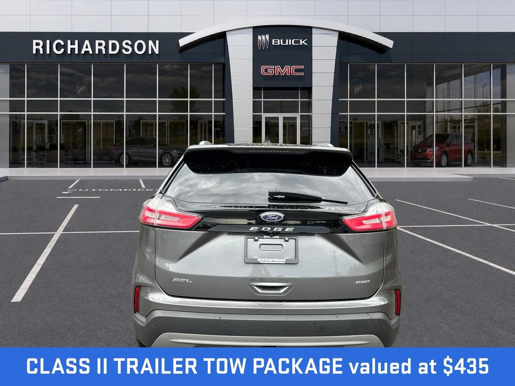 Used 2022 Ford Edge SEL w/ Convenience Package AWD/4WD image 4
