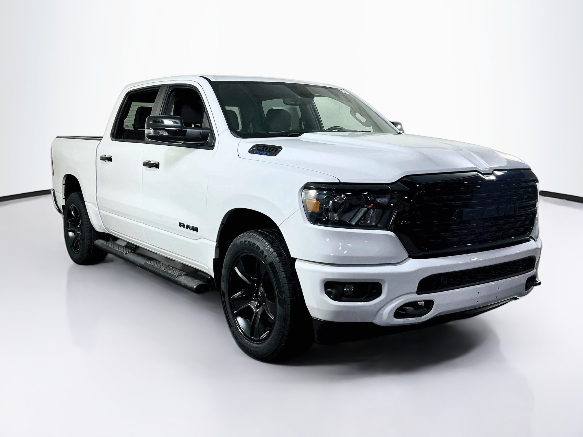 Used 2023 RAM 1500 Big Horn AWD/4WD image 3