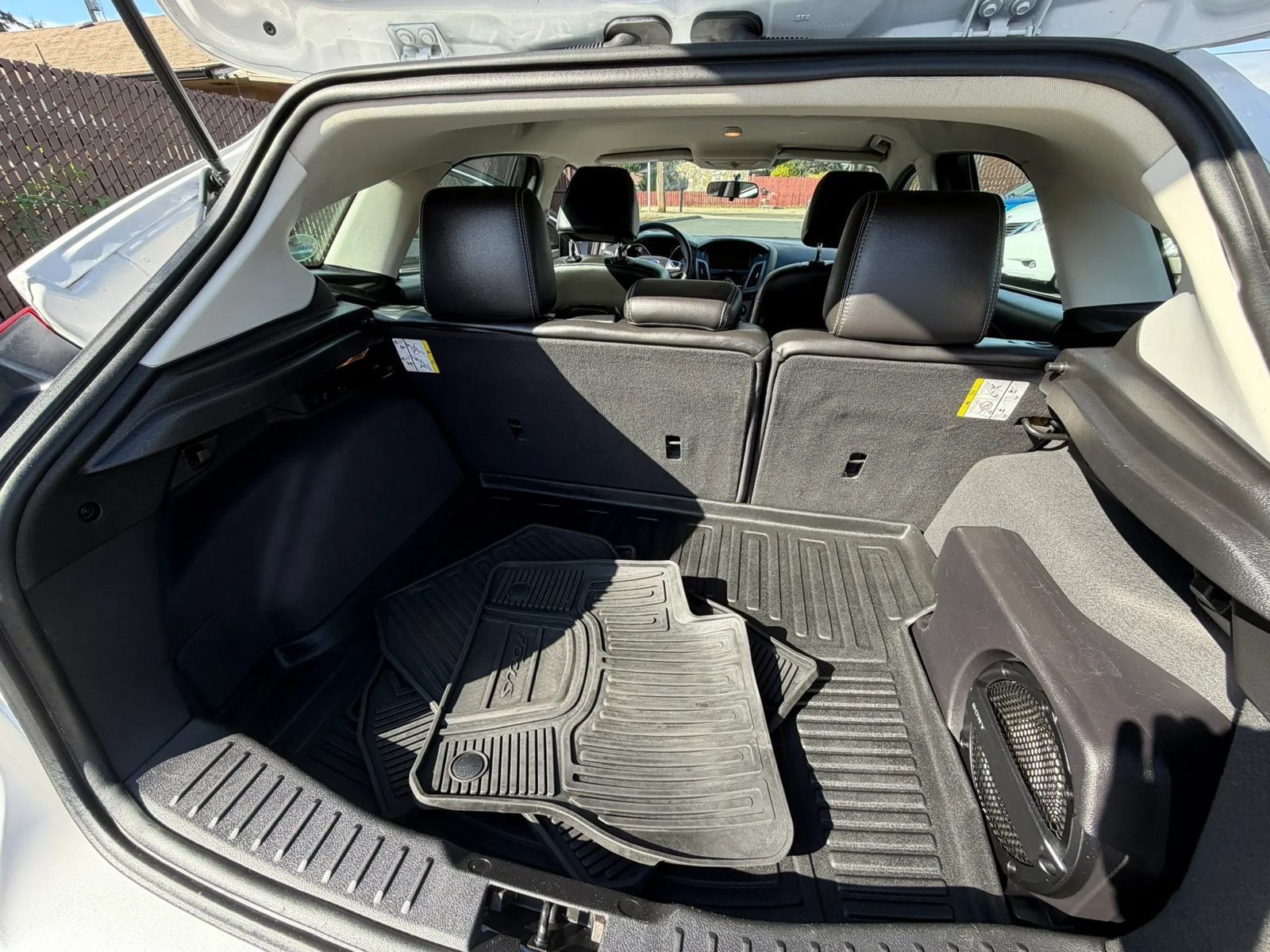 Used 2014 Ford Focus Titanium FWD image 13