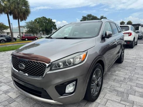 Used 2016 Kia Sorento SX FWD image 3