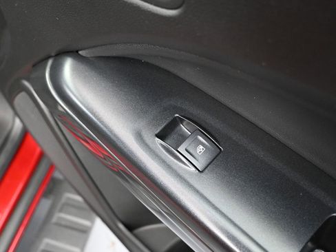 Used 2021 GMC Canyon AT4 image 45