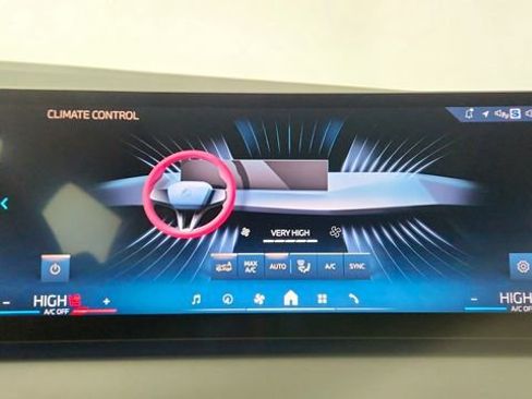 Used 2025 BMW X3 xDrive30i w/ Premium Package image 47