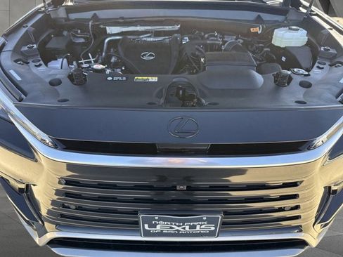 Certified 2026 Lexus TX 500h AWD w/ Technology Package image 27