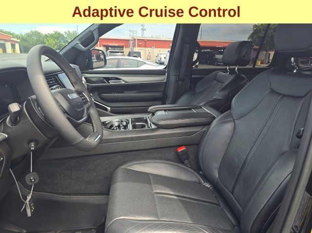 Used 2024 Jeep Wagoneer Series II AWD/4WD image 11