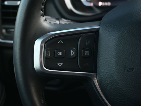 Used 2024 RAM 2500 Laramie w/ Sport Appearance Package image 31