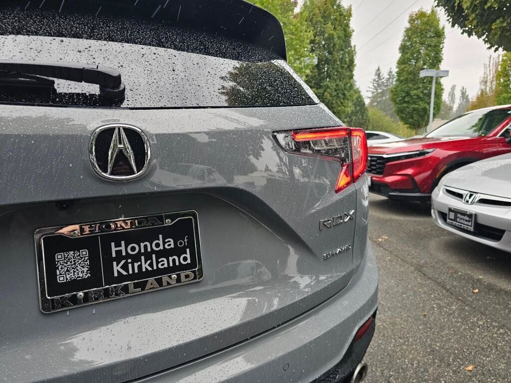 Used 2025 Acura RDX w/ Advance Package AWD/4WD image 16