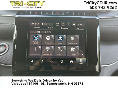 New 2025 Jeep Grand Cherokee Altitude image 30