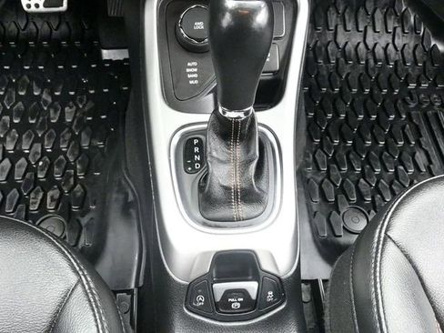 Used 2021 Jeep Compass Latitude image 14