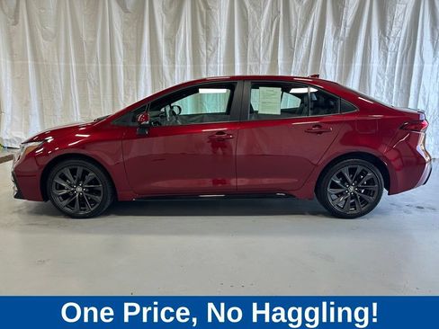 Used 2026 Toyota Corolla XSE FWD image 4