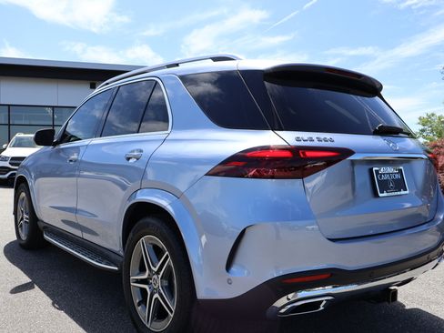 Used 2025 Mercedes-Benz GLE 350 4MATIC image 3