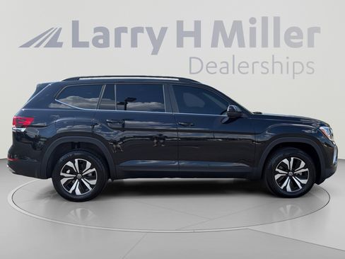 Certified 2024 Volkswagen Atlas SE AWD/4WD image 6