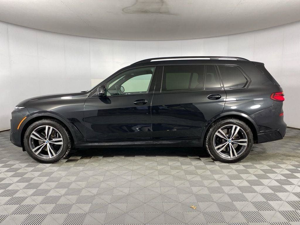 Used 2025 BMW X7 M60i w/ Climate Comfort Package AWD/4WD image 8
