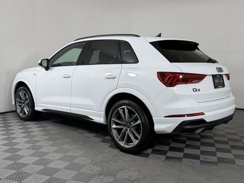 Certified 2025 Audi Q3 2.0T Premium w/ Convenience Package image 3