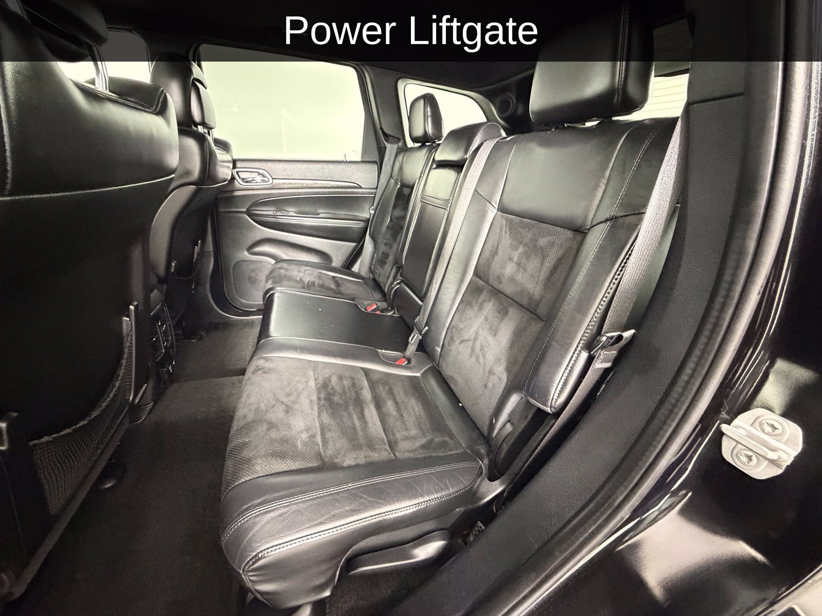 Used 2015 Jeep Grand Cherokee Altitude AWD/4WD image 13