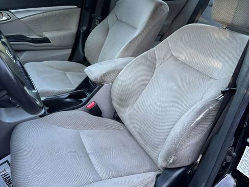 Used 2013 Honda Civic Hybrid Sedan image 11