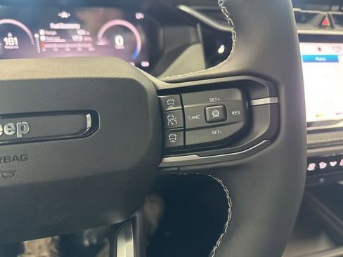 New 2026 Jeep Cherokee Laredo image 32