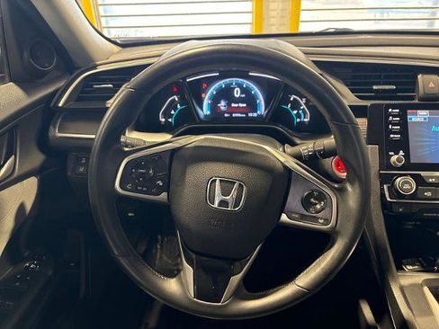 Used 2019 Honda Civic EX image 14