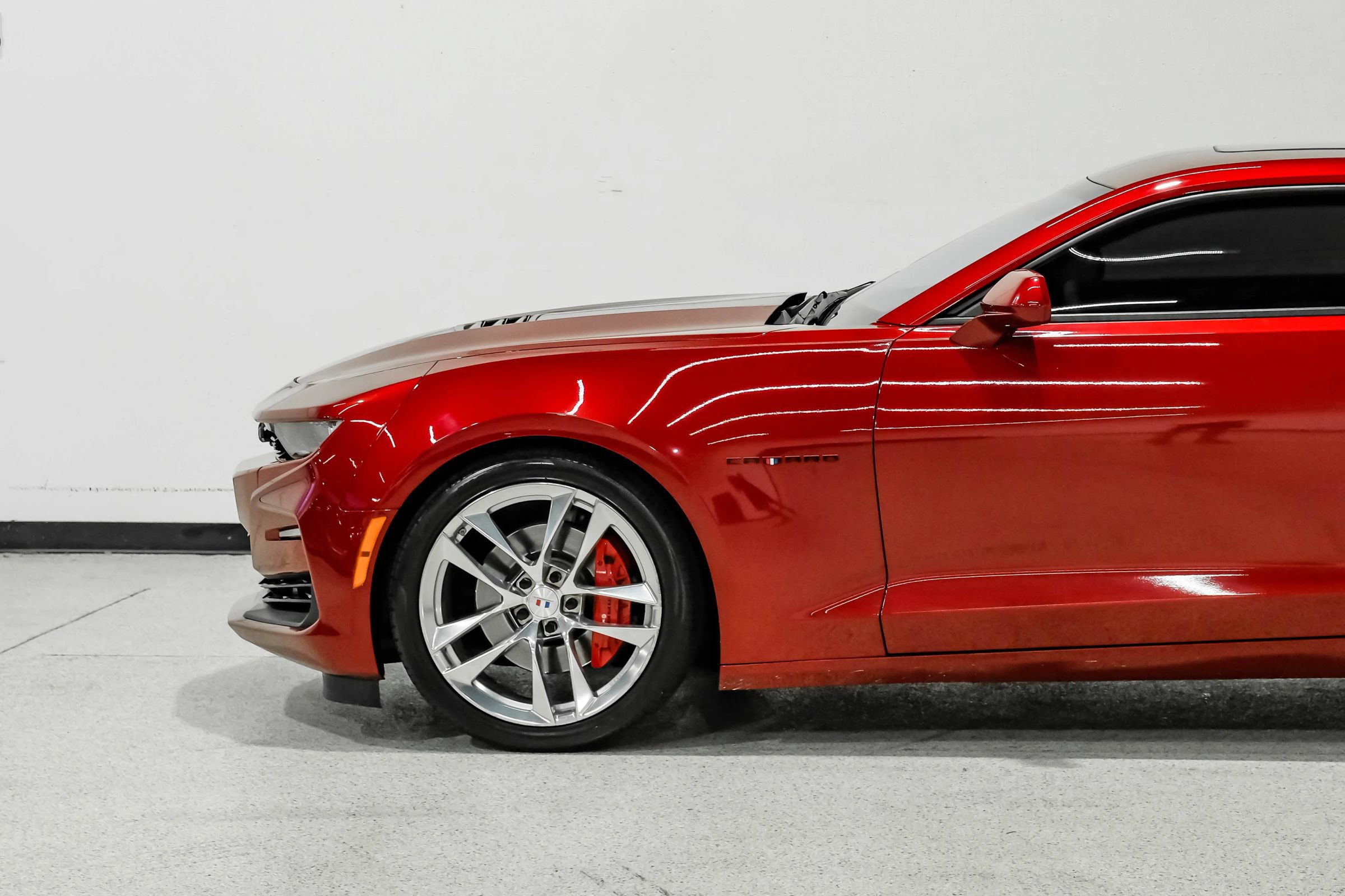 Used 2021 Chevrolet Camaro SS w/ Wild Cherry Design Package 2 RWD image 10